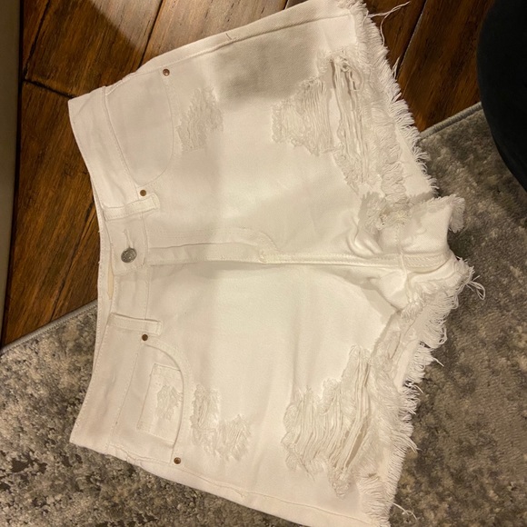 White ripped denim shorts - Picture 1 of 3